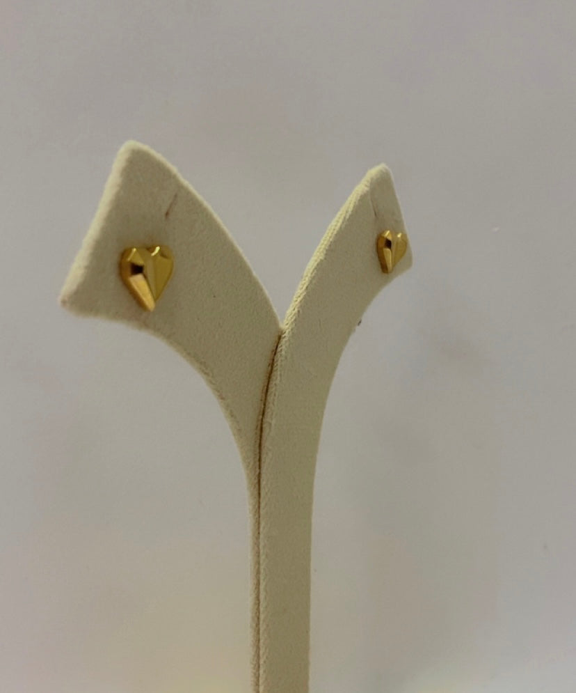 love loop and heart stud set