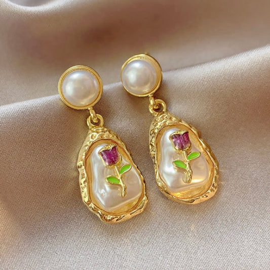 Rose in pearl drop earring-6