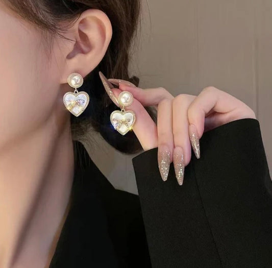 Heart pearl earring -47